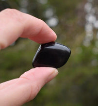 Load image into Gallery viewer, Natural A Grade Polished Shungite Protection Crystal Tumble Stone Inc Benefits Tag