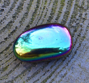 Rainbow Aura Quartz Crystal Tumble Stone