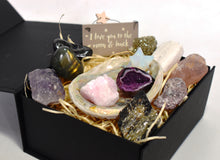 Load image into Gallery viewer, Beautiful Inside &amp; Out Natural Crystals Gemstones 14 Piece Gift Set