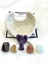 Load image into Gallery viewer, &quot;LIBRA&quot; Zodiac Star Sign Horoscope Zodiac Crystal Stones Healing Gift Set (Sept 23rd - Oct 22nd)