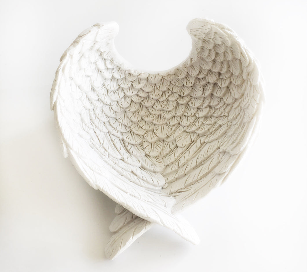 Stunning Large White Angel Wings Dish Bowl Gift Decorative Accessory Present - Krystal Gifts UK