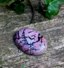 Load image into Gallery viewer, Rhodonite Crystal Palm Stone