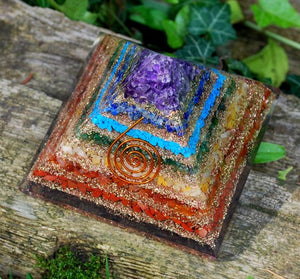 Large Natural Chakra Crystal Stones Layered Orgone/Orgonite Pyramid *SPIRITUAL PYRAMID* - | reiju