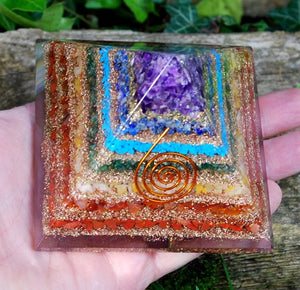 Large Natural Chakra Crystal Stones Layered Orgone/Orgonite Pyramid *SPIRITUAL PYRAMID* - | reiju