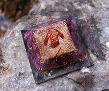Load image into Gallery viewer, Large Ruby Orgone Orgonite Crystal Pyramid