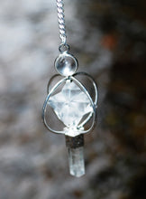 Load image into Gallery viewer, Clear Quartz Crystal &#39;Spinning&#39; Merkaba Dowsing Pendulum Point